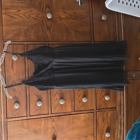 FOREVER 21 crocheted top black dress - Picture 1 of 5